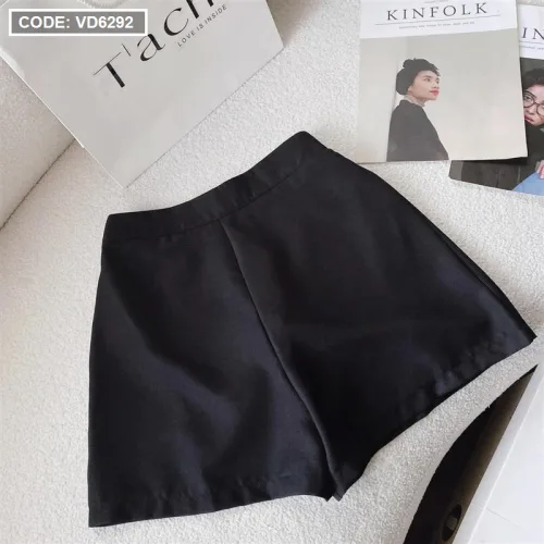 Sét voan nâu trễ vai tay loe + short đen