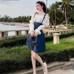 Sét yếm jean cột vai kèm áo trắng trễ vai tay bochun