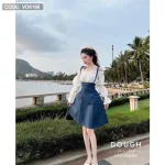 Sét yếm jean cột vai kèm áo trắng trễ vai tay bochun
