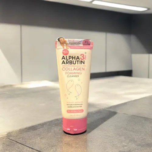 Sữa rửa mặt Alpha Arbutin Collagen giúp loại bỏ các bụi bẩn bã nhờn tồn tại trên da sau một ngày dài