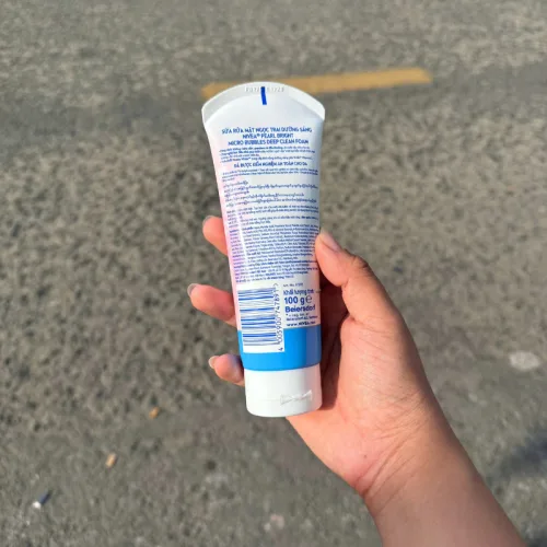 Sữa Rửa Mặt Nivea Tinh Chất Ngọc Trai Hỗ Trợ Làm Sáng Da 5 In 1 Màu Xanh 100g
