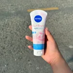 Sữa Rửa Mặt Nivea Tinh Chất Ngọc Trai Hỗ Trợ Làm Sáng Da 5 In 1 Màu Xanh 100g