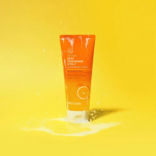 Sữa rửa mặt Pretty Skin The Pure Jeju Tangerine Vita C Cleansing Foam 150ml là sản phẩm làm sạch da đến từ thươn hiệu nổi tiếng Pretty Skin