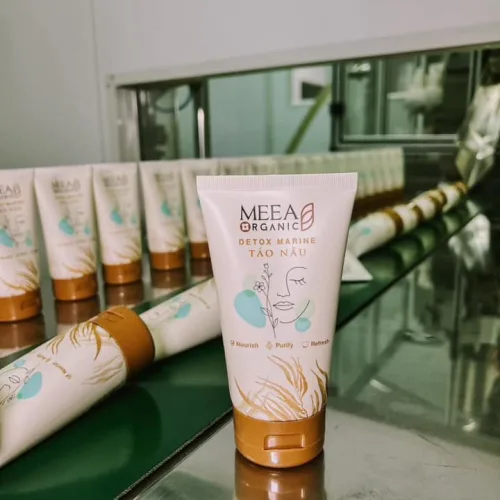 Sữa Rửa Mặt Tảo Nâu Meea Organic Detox Marine