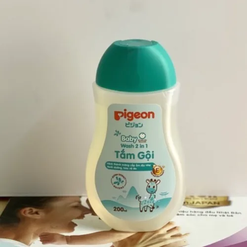 Sữa Tắm Gội Toàn Thân Cho Bé Hương Jojoba Pigeon 200ml