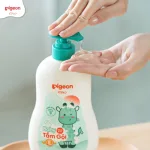 Sữa Tắm Gội Toàn Thân Cho Bé Hương Jojoba Pigeon 700ml