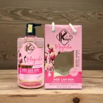Sữa Tắm Kina Hương Nước Hoa Mộc Lan 900ml - Hỗ Trợ Cấp Ẩm Dưỡng Sáng Da Mịn Màng - Tặng Kèm 1 Bông Tắm