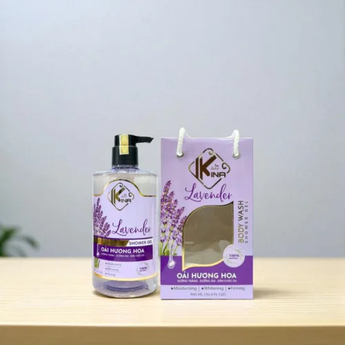 Sữa Tắm Kina Hương Nước Hoa Oải Hương 900ml - Hỗ Trợ Cấp Ẩm Dưỡng Sáng Da Mịn Màng - Tặng Kèm 1 Bông Tắm