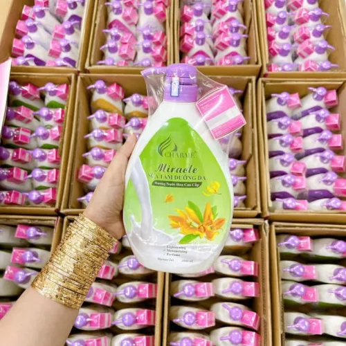Sữa Tắm Nước Hoa Charme Miracle 1000ml Hương Ngọc Lan Tây