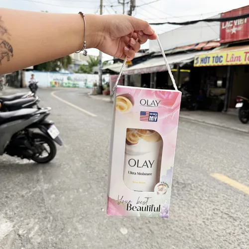 Sữa Tắm Olay Dưỡng Ẩm Chiết Xuất Bơ Hạt Mỡ 650ml