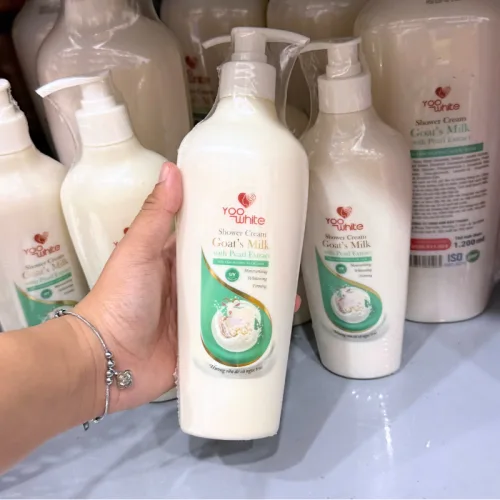 Sữa Tắm Yoowhite Chai Nhỏ 400ml
