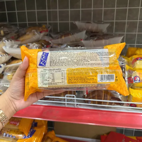Thùng 30 Bánh Mì Vị Chà Bông Mặn Changlexiangcun 120g/Cái