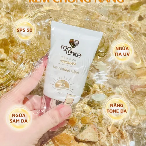 Tia UV có thể khiến chị em thấy mệt nhưng chống nắng nhà Yoo White chắc chắn khiến chị em mê