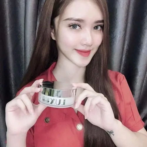 Tim em tan vỡ vì người đẹp dùng Kem Body Lux