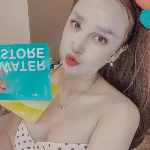 Toàn các siêu sao mê mặt nạ M-LAB nhà em