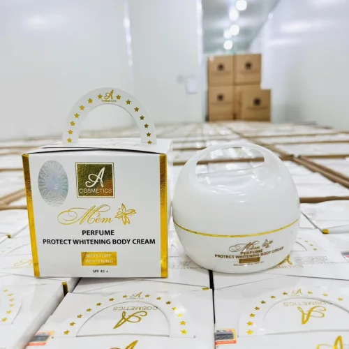Trắng sáng Body sau 7 ngày với Mềm của nhà Phương Anh