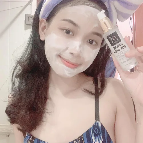 Trưa nắng detox da cho da sạch với Detox bọt biển