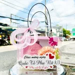 Túi Quà Tặng 8-3 Sữa Tắm Nước Hoa Charme Chance Hồng 250ml + Nước Hoa Charme Chance (Có Đèn Chớp)