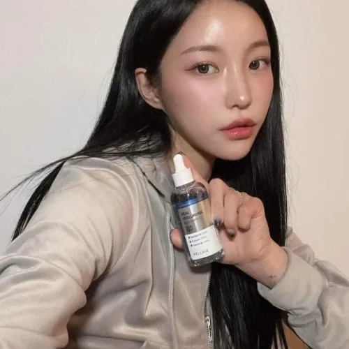 Vô tình thấy có bạn khen Serum HA của Wellage mà nhấn mạnh nó tốt hơn hẳn Torriden