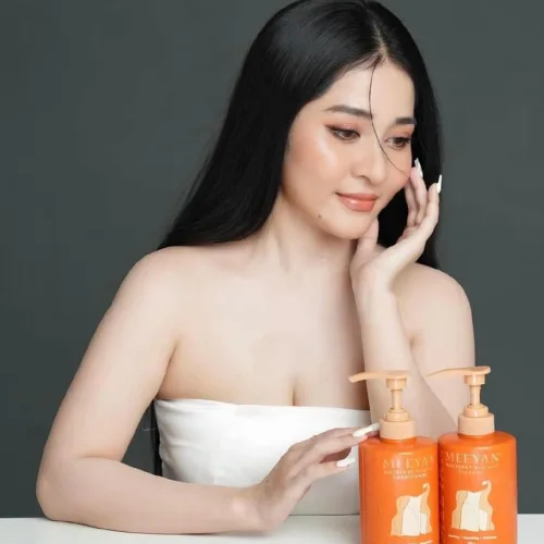 Yêu bản thân thêm yêu làn tóc nhờ mùi hương quyến rũ từ Mulberry Roots